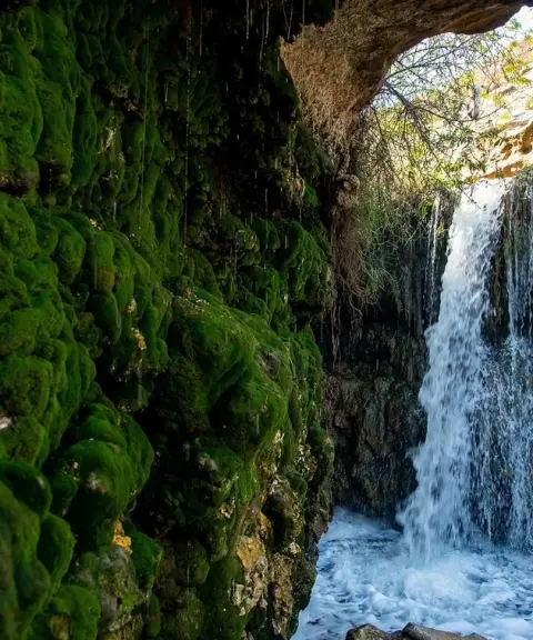 آبشار زیرراه، بوشهر