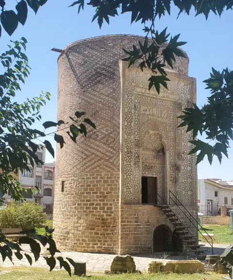 سه گنبد، آذربایجان غربی