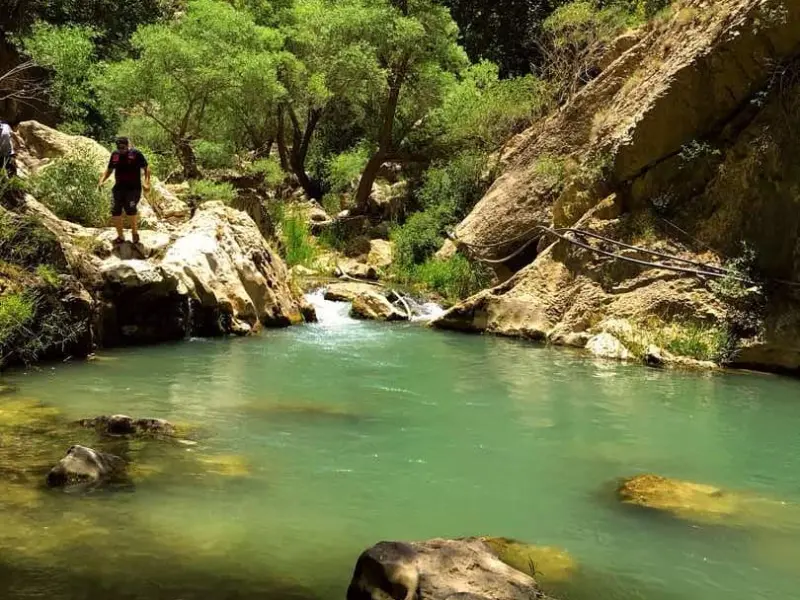 تنگ تیزاب - تصویر 1
