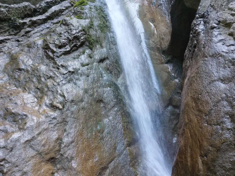 آبشار چماز - تصویر 2