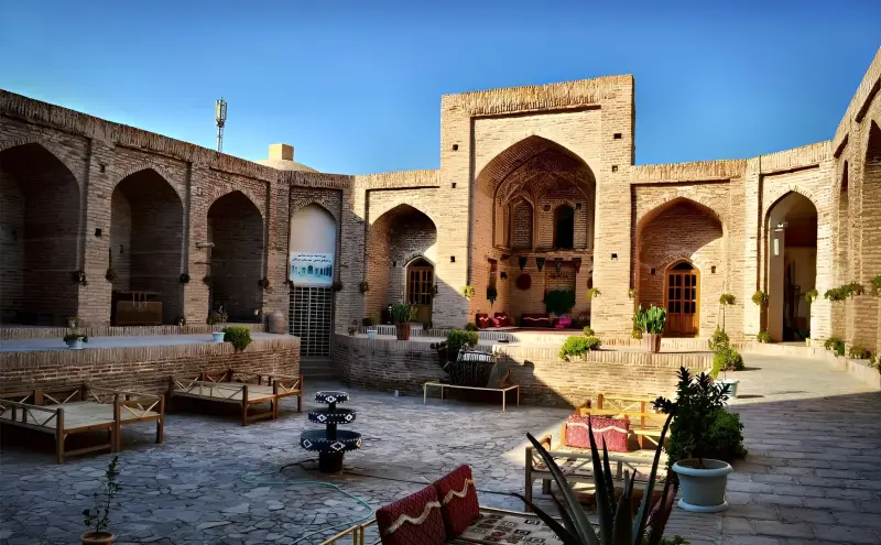 کاروانسرای سرایان - تصویر 1
