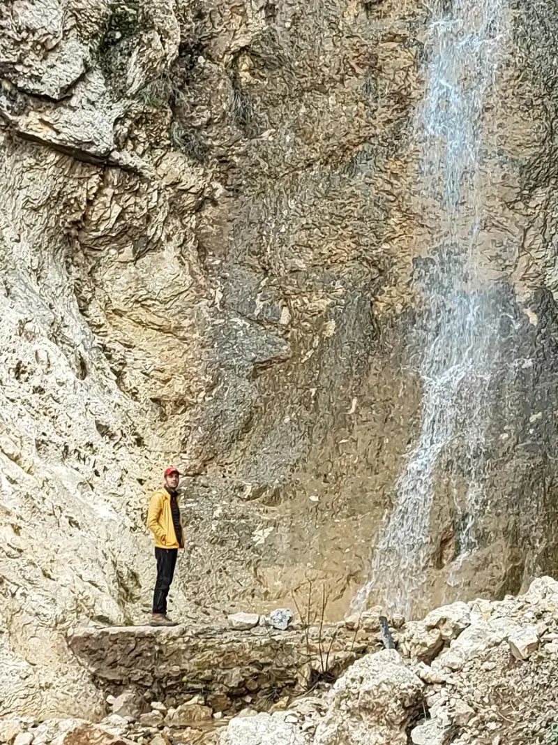 آبشار گچان - تصویر 3