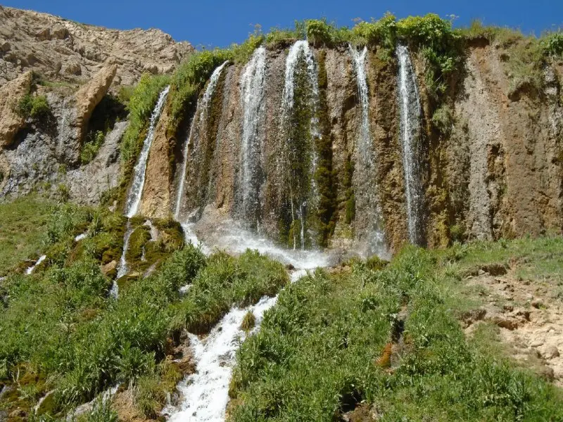 آبشار نیاکان - تصویر 1