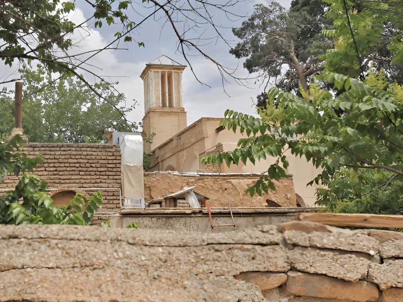عمارت بادگیردار قاجاری