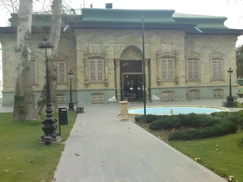 کاخ سبز - تصویر 1