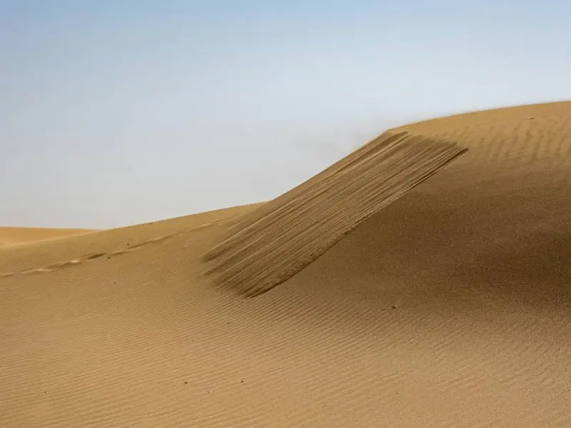 ریگ همت آباد