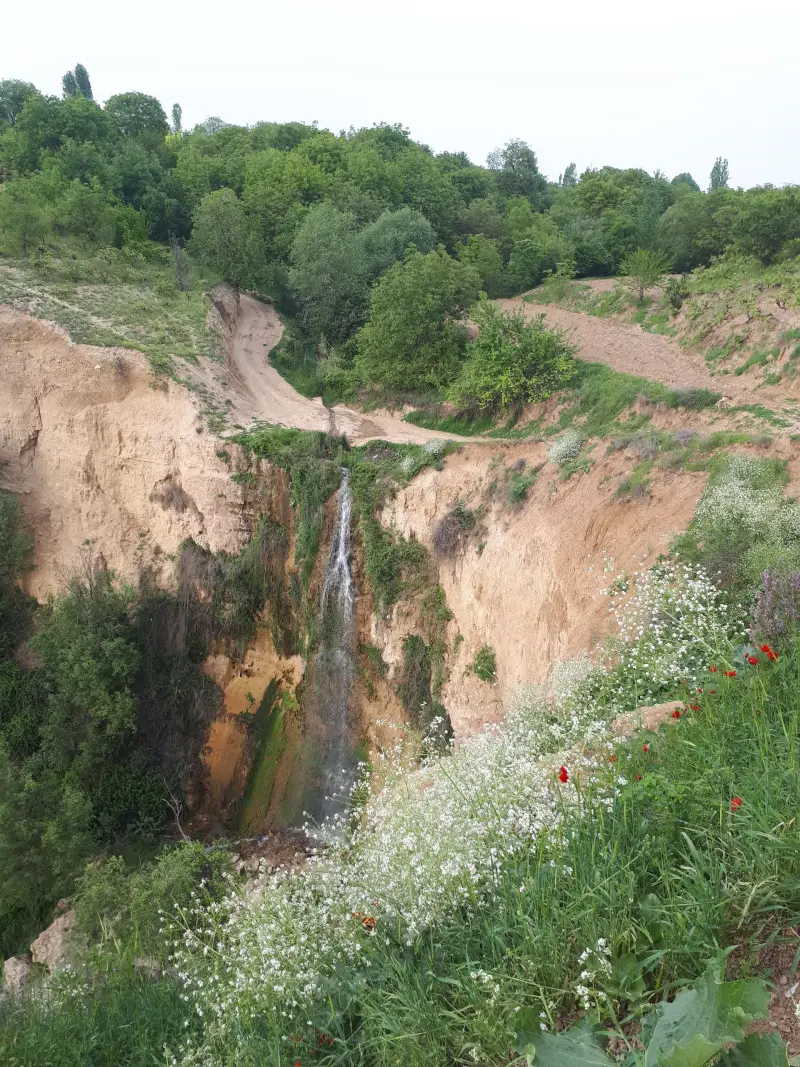 آبشار بیار - تصویر 2
