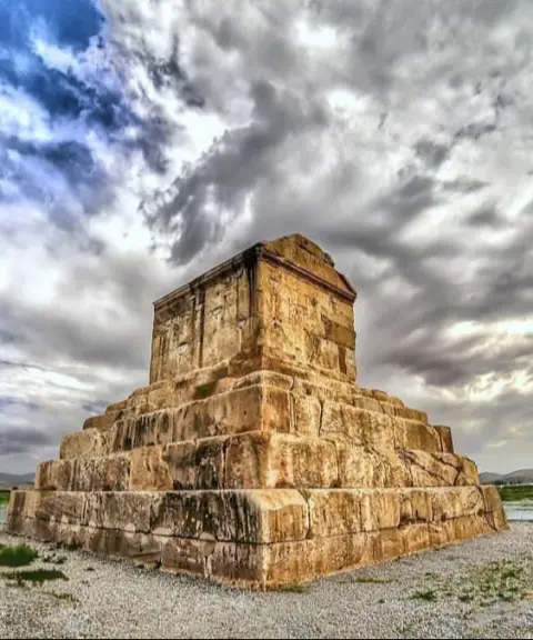 مجموعه تاریخی پاسارگاد، فارس