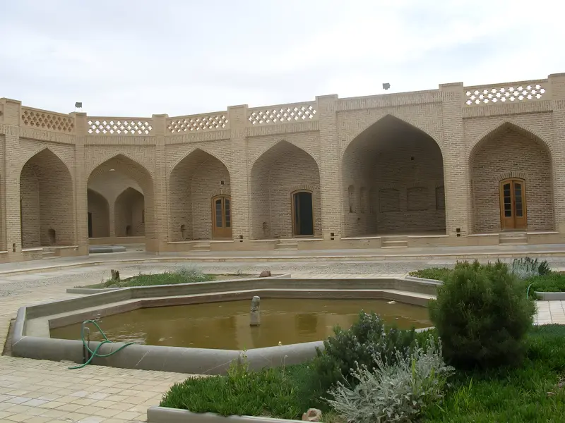 کاروانسرای خرانق - تصویر 1
