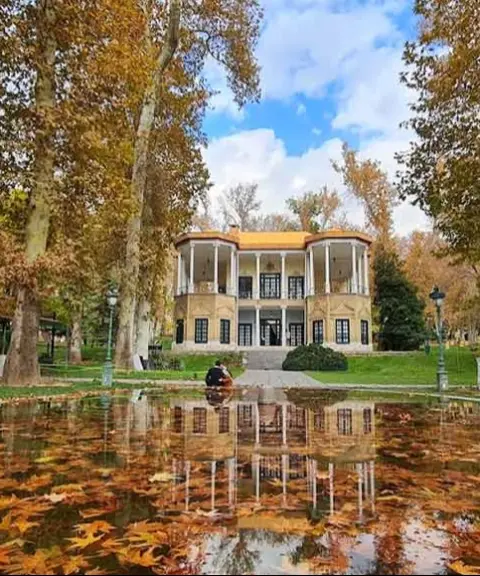 کاخ نیاوران، تهران