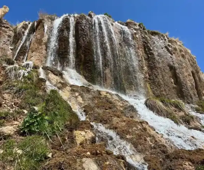 آبشار نیاکان - تصویر 6