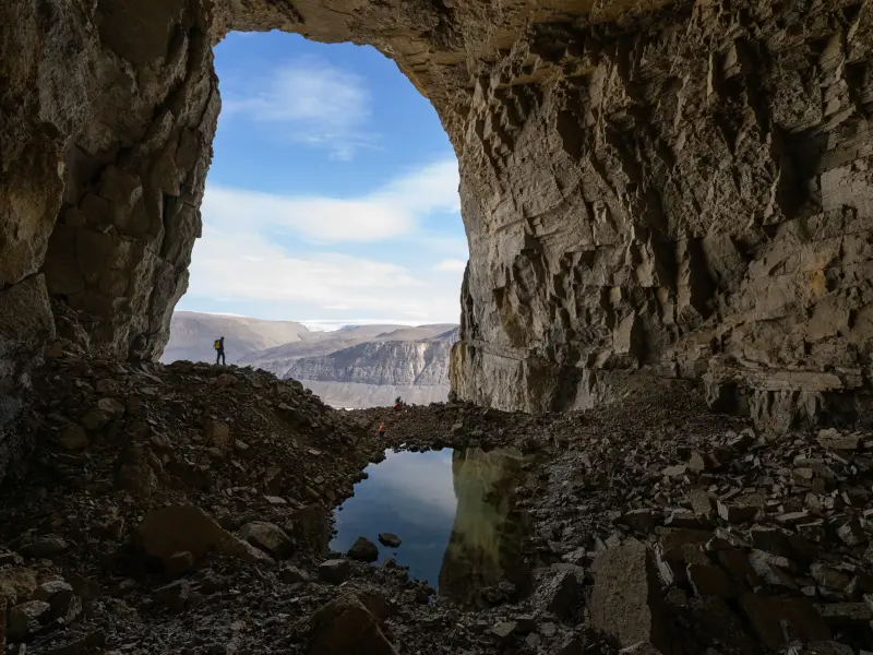 غار آزادخان