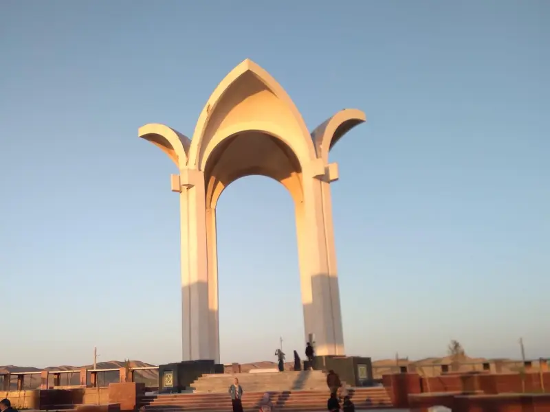 آرامگاه مختوم‌قلی فراغی - تصویر 4