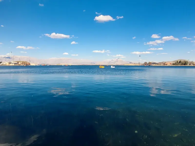 سرآب نیلوفر