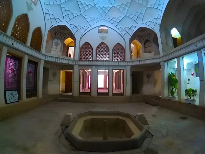 خانه آل یاسین - تصویر 3