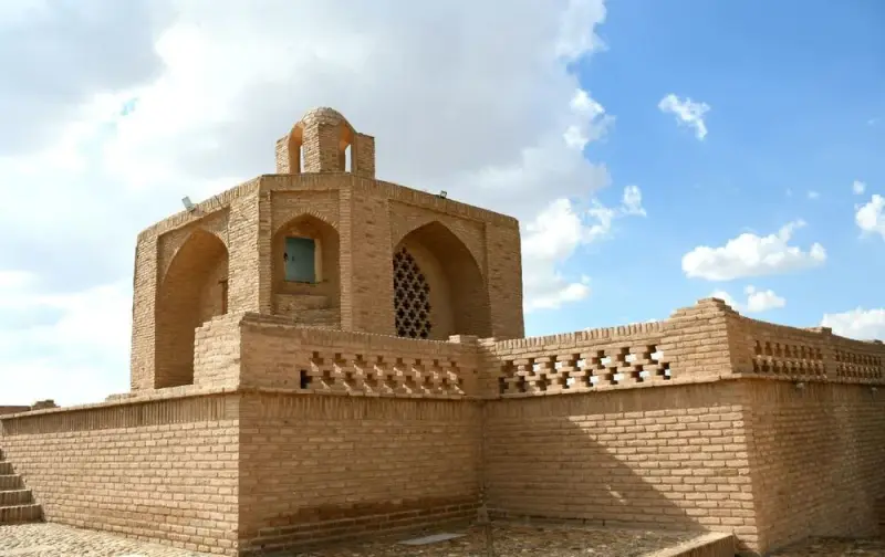 آرامگاه ابن حسام خوسفی - تصویر 4