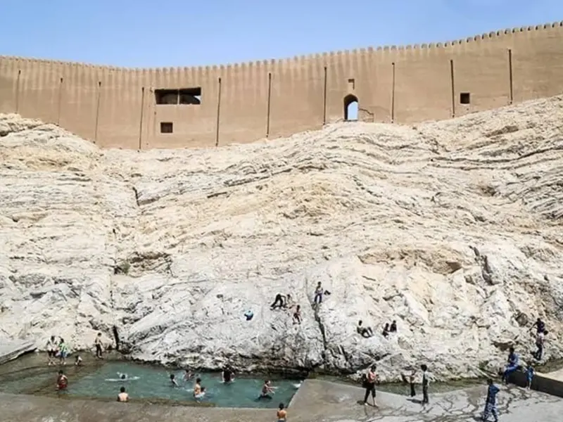 چشمه علی - تصویر 1