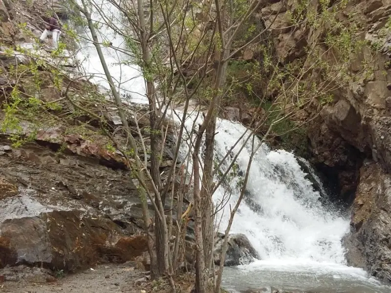 آبشار برگ جهان - تصویر 7