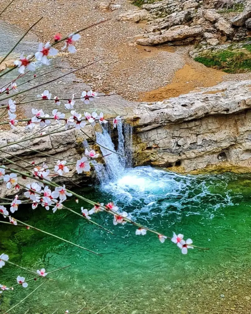 آبشار حکیم باشی - تصویر 3