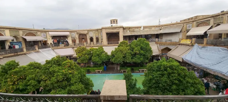 سرای مشیر - تصویر 2