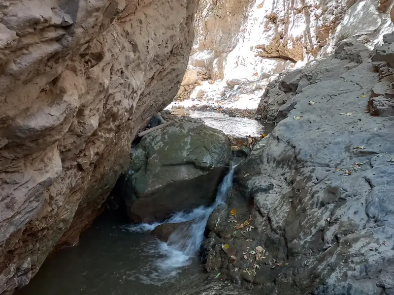 تنگه قاهان