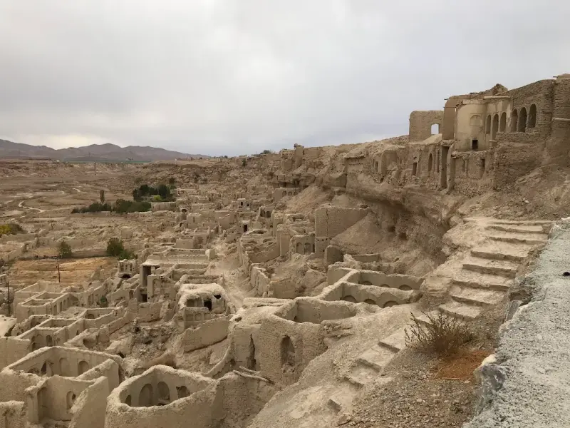 قلعه ایزدخواست - تصویر 13
