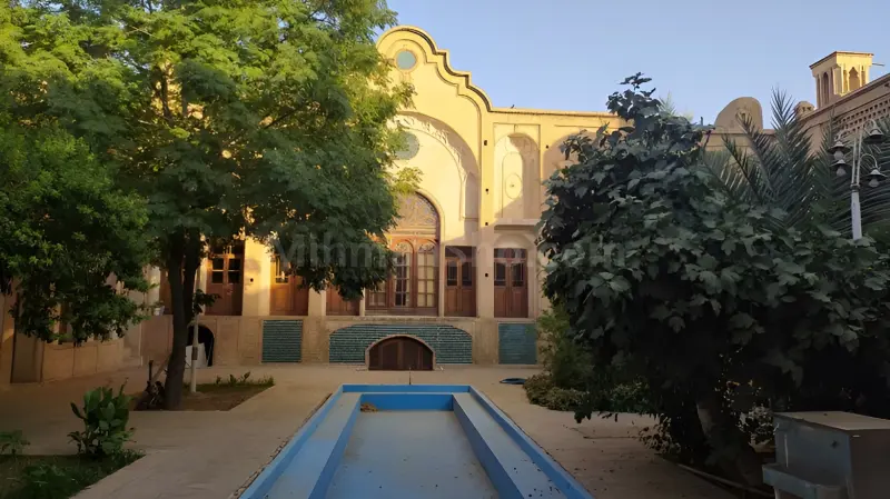 خانه عطارها - تصویر 1