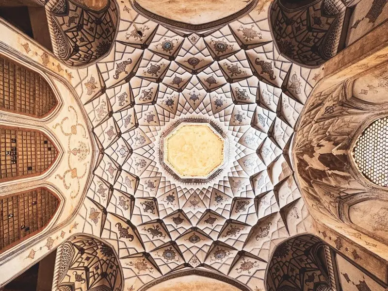 خانه شریفیان - تصویر 2