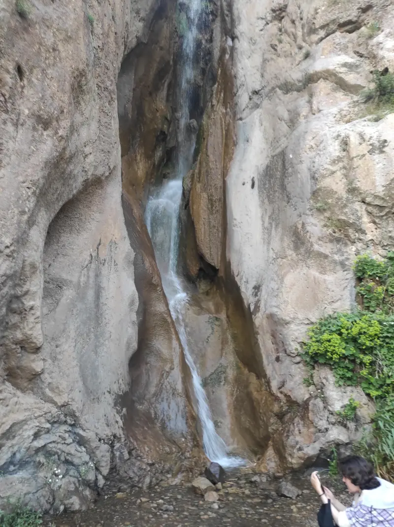 آبشار سجن - تصویر 1