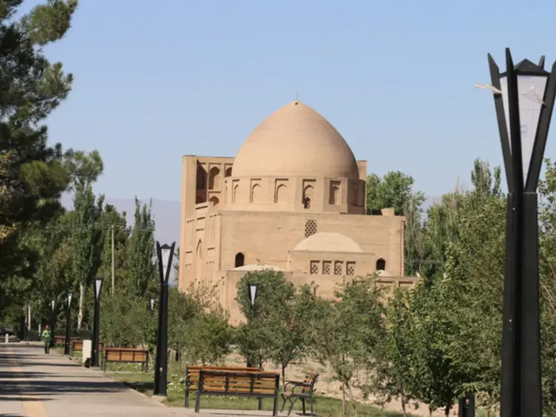 گنبد هارونیه - تصویر 2