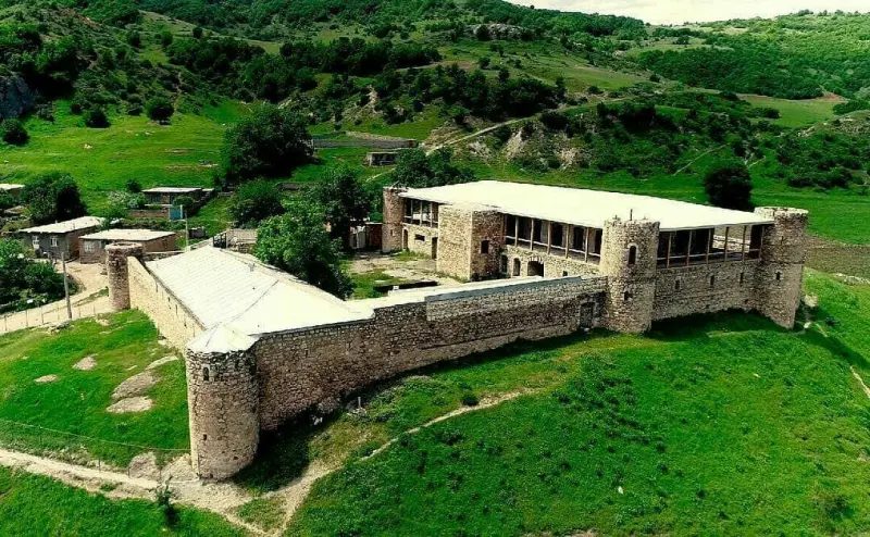 عمارت تومانیانس - تصویر 1