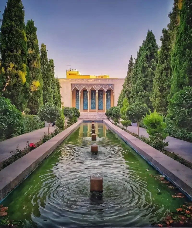 آرامگاه صائب تبریزی - تصویر 3