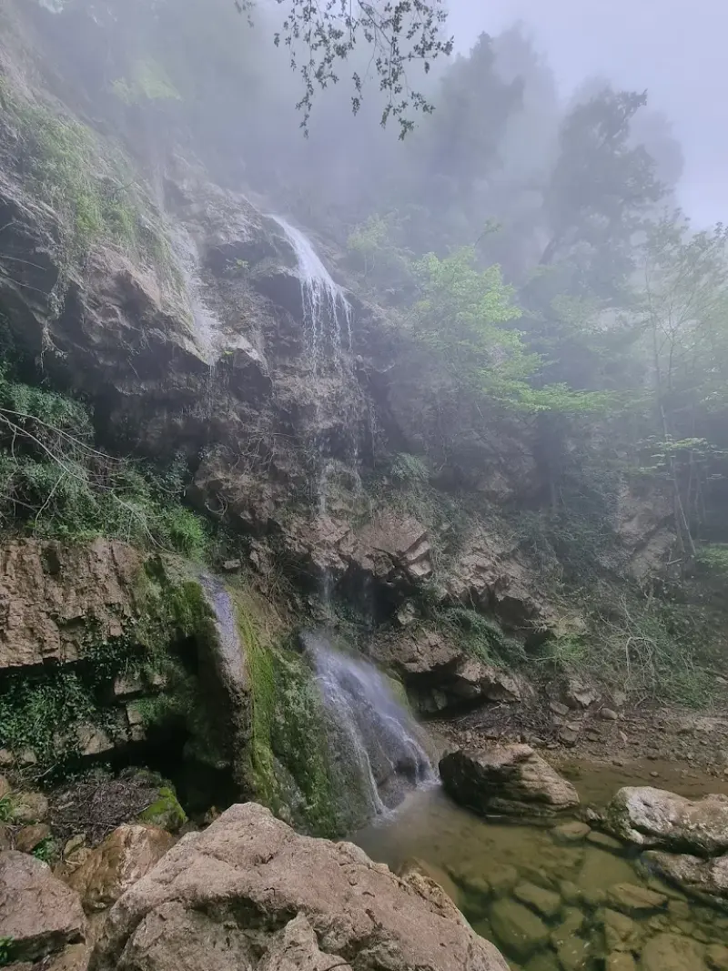 آبشار خاک پیرزن - تصویر 5