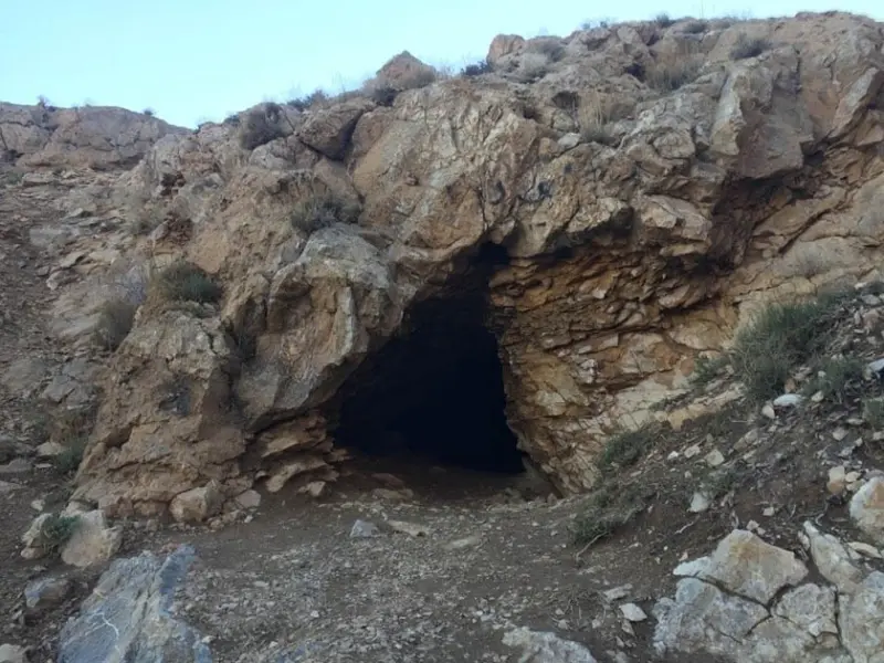 غار شیربند