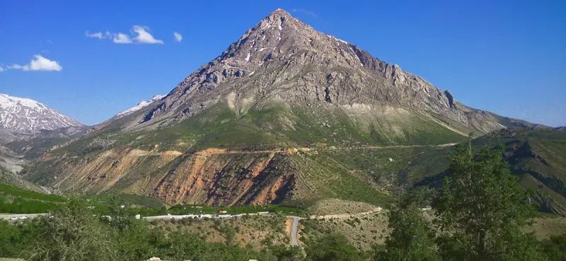 رشته‌کوه دنا - تصویر 1
