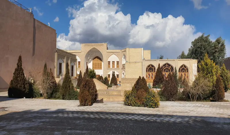 عمارت حاکم عبدالله آباد - تصویر 2