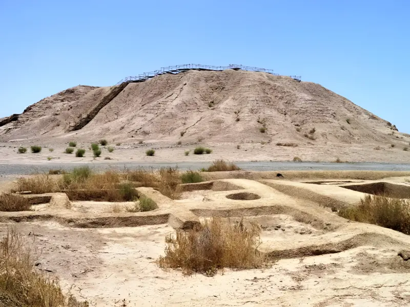محوطه باستانی محطوط آباد