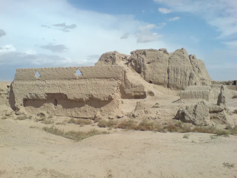 قلعه زرد شمس‌آباد