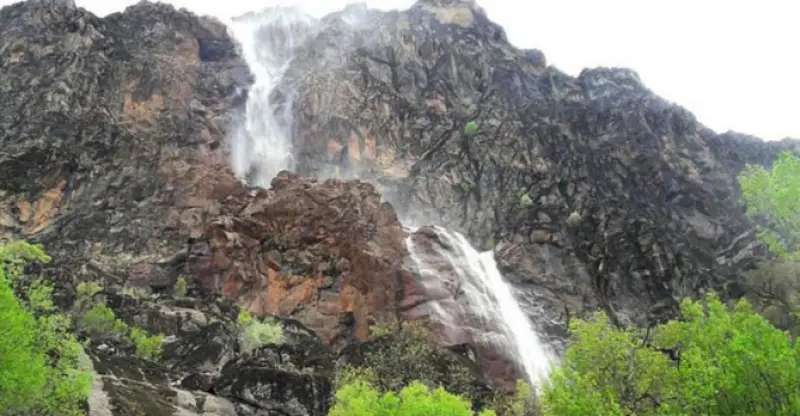 آبشار برنجه - تصویر 1