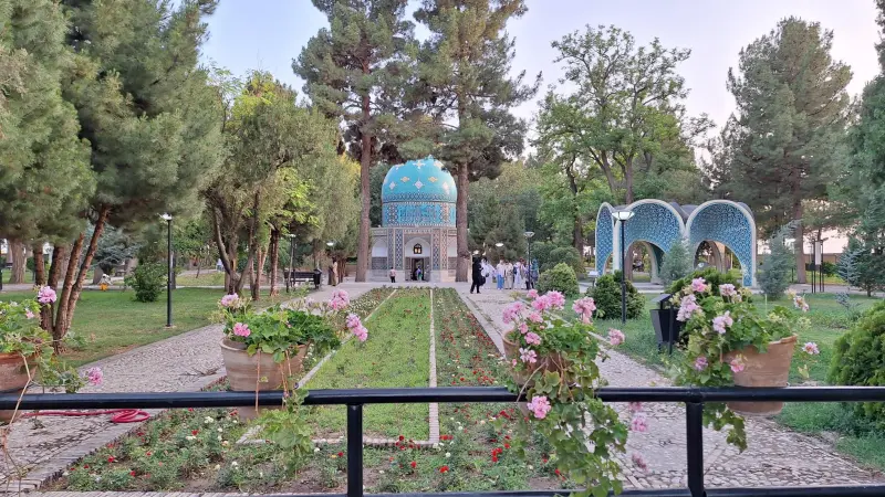 آرامگاه عطار نیشابوری - تصویر 1
