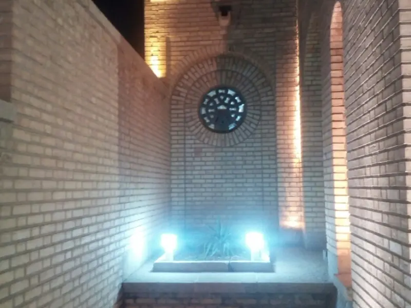آرامگاه حکیم نزاری - تصویر 4