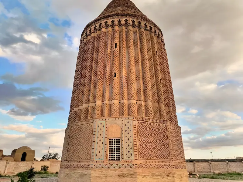 برج علی‌آباد