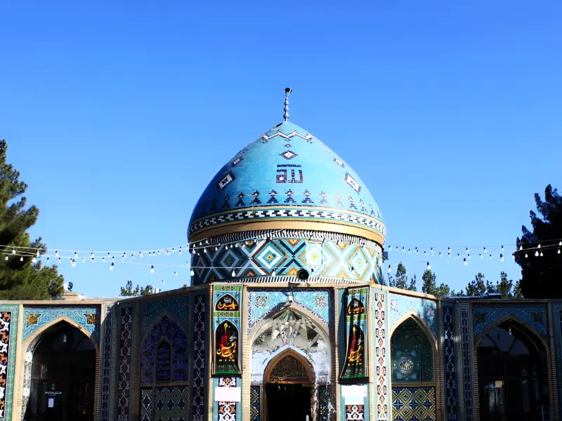 آرامگاه فضل بن شاذان