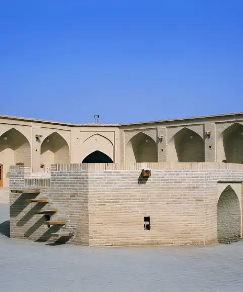 کاروانسرای شاه عباسی میبد، یزد