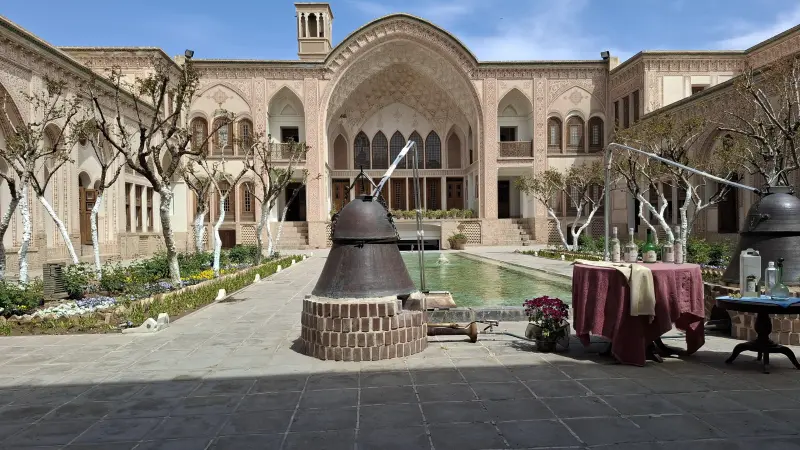 خانه عامری‌ها - تصویر 1