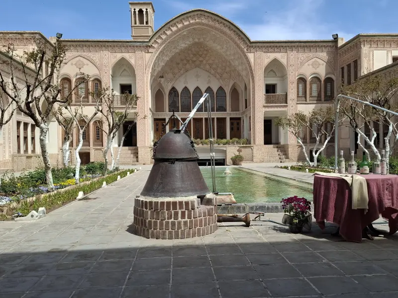 خانه عامری‌ها - تصویر 1