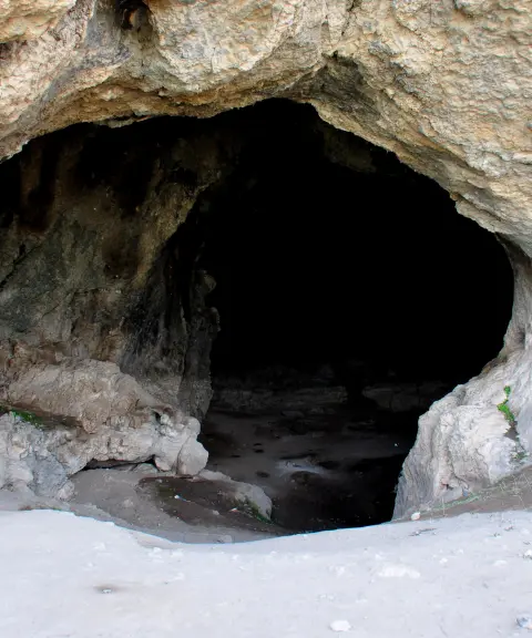 غار مردگان، لرستان
