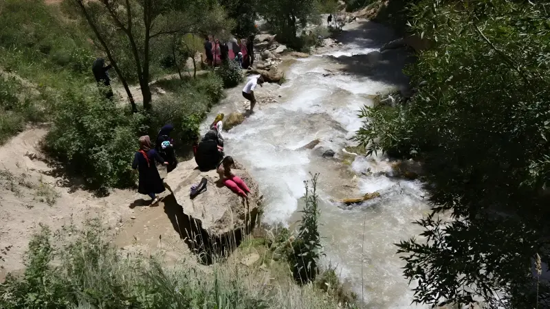 آبشار گل آخور - تصویر 1