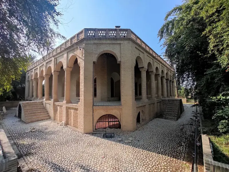 عمارت صمیمی - تصویر 6