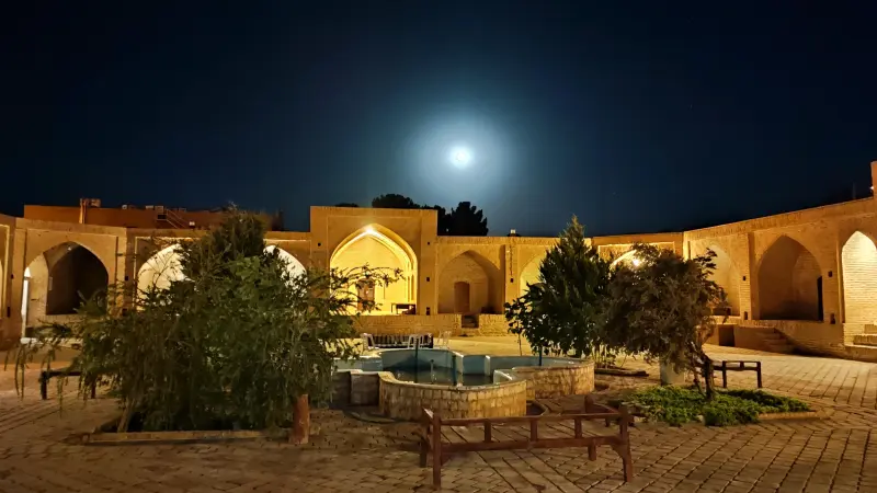 کاروانسرای شاه‌عباسی ابوزیدآباد - تصویر 2